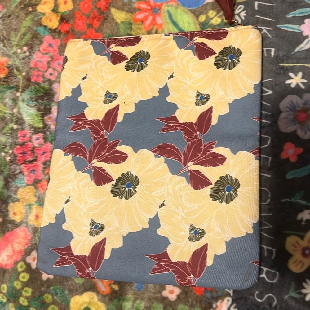 Rachel Pally reversible floral super cute vegan leather clutch
